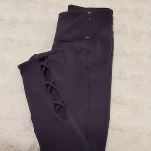 Calia by Carrie Underwood leggings